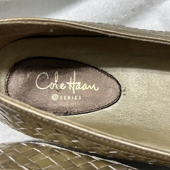 EUC Cole Haan Gold Woven Leather G edition Nike Air Mary Jane’s Size 9 - Picture 2 of 6